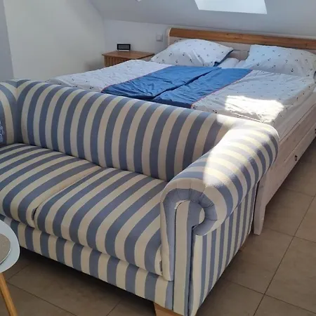 Lejlighed Ferienwohnung Ruegen 1, Alt Reddevitz 108, Insel Ruegen, Mit Kamin