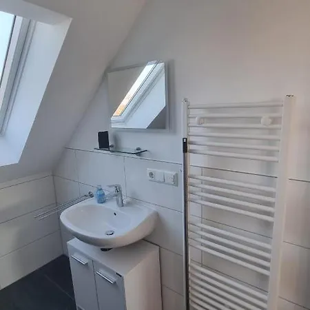 Ferienwohnung Ruegen 1, Alt Reddevitz 108, Insel Ruegen, Mit Kamin Lejlighed *